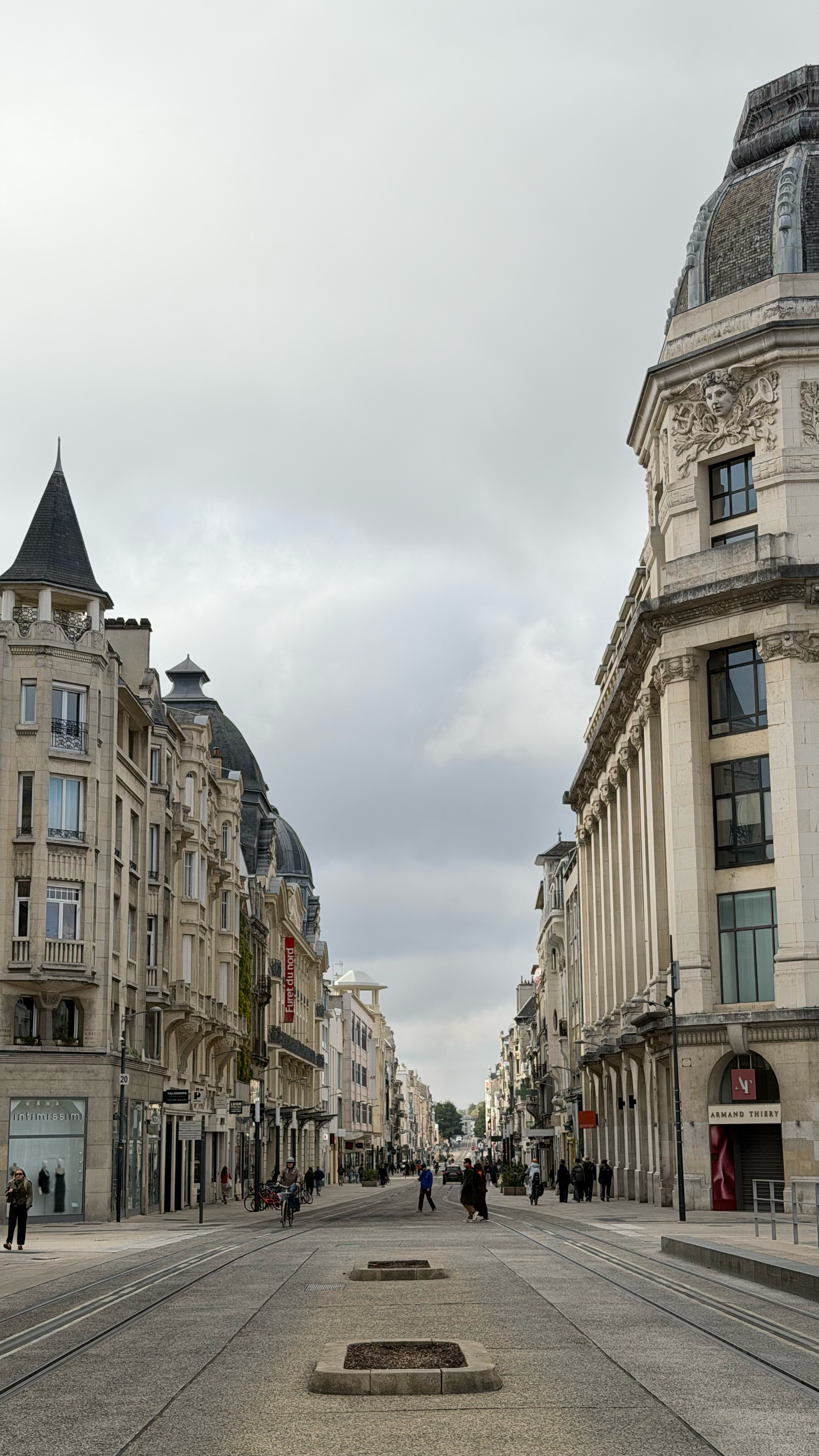 Reims — photo 1